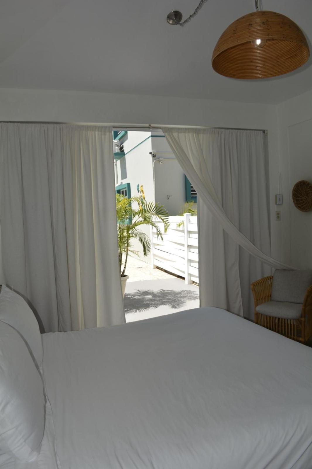 Turtle Bay Inn Lajas Exterior photo